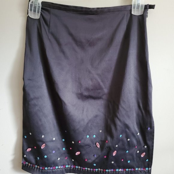 Black Satin finish Midi Skirt - Picture 3 of 5